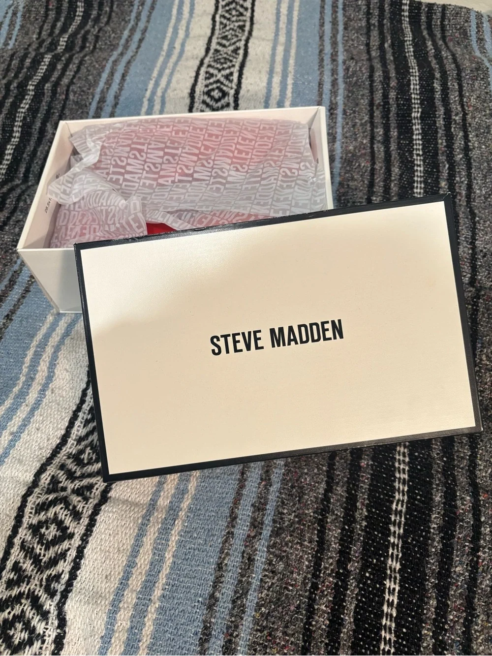 Steve Madden Red Orange  Platform Flip Flop Sandals, women’s 8, NWB & Tote Bag